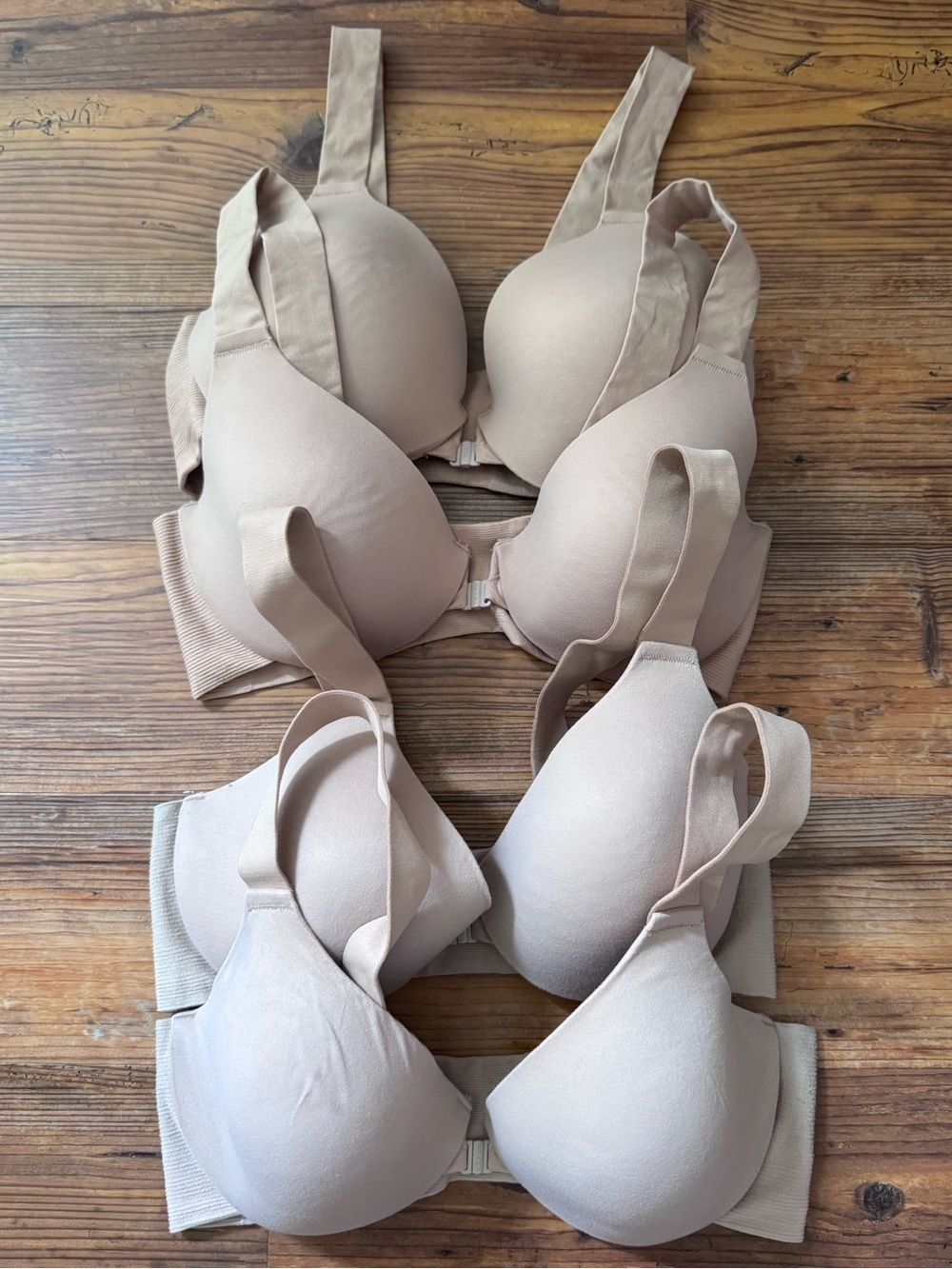 (4) SPANXsmooth® Bra-llelujah!®
Lightly Lined Full Coverage Bra